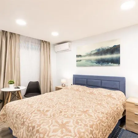 Apartman Centre's *